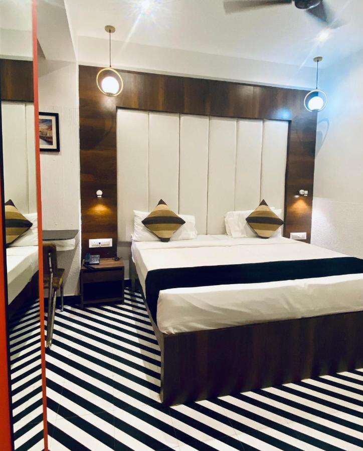 Itsy Hotels Banana Boutique Benares Buitenkant foto