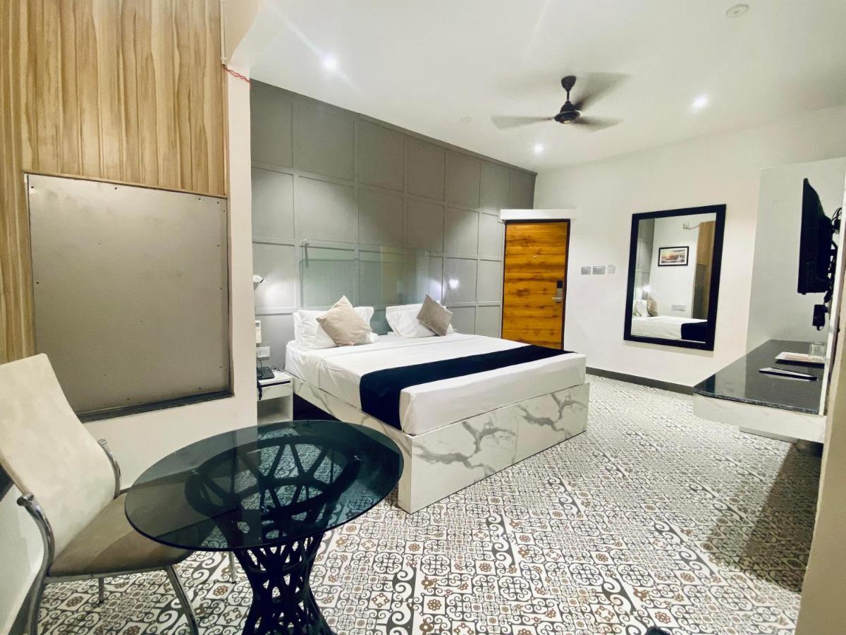 Itsy Hotels Banana Boutique Benares Buitenkant foto